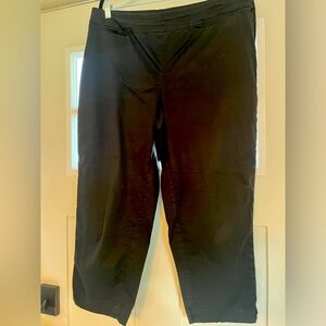 Black Coldwater Creek Capris size 14